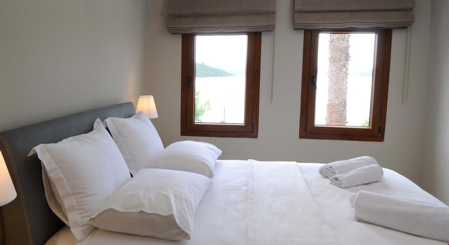 Family Room, Sea View