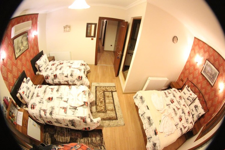 Family Suite Room (Balcony)