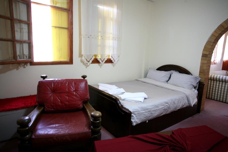 Family Room (Balcony)