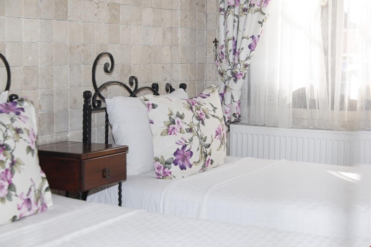 İki Ayrı Yataklı Oda