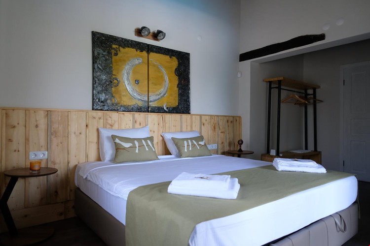 Deluxe Luxury Oda, Havuz Manzaralı