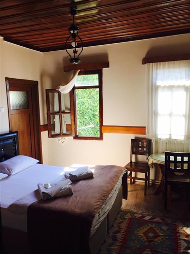 Standard Room (3 Person)