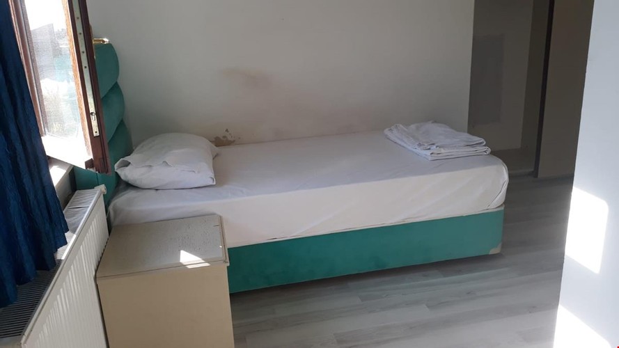 Economy Room (1 Person)