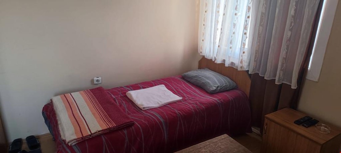 Single Room (1 Person)