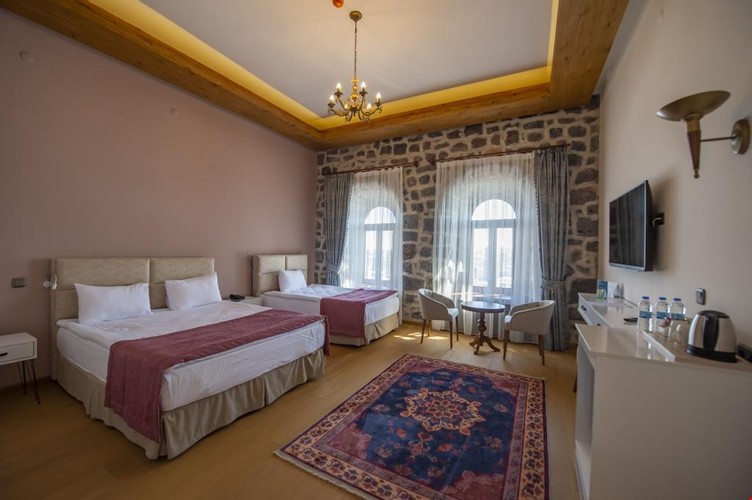 Standart Oda, Kale Manzaralı