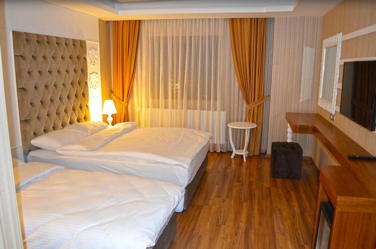 Standard Room (3 Person)