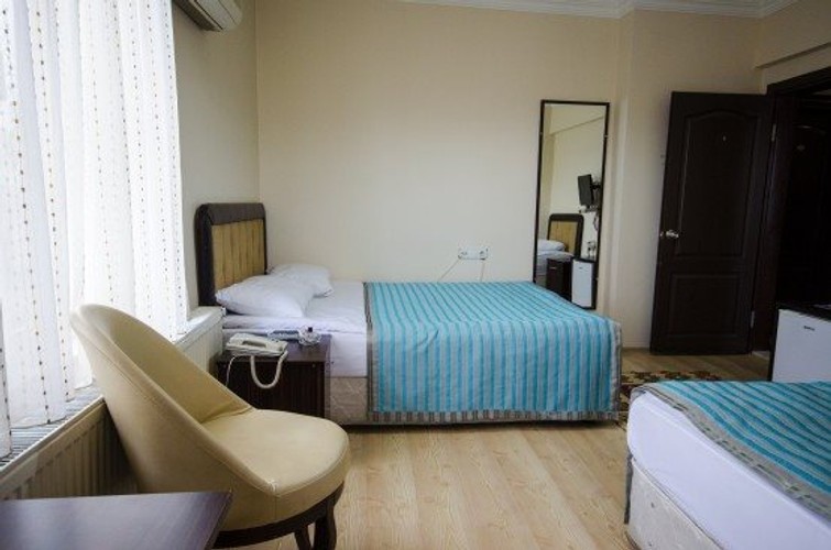 Standard Room (4 Person)