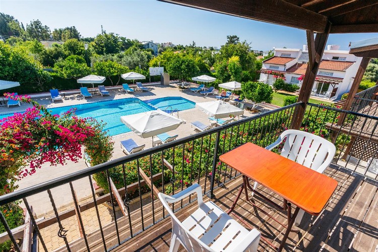 Studio Room, Garden View