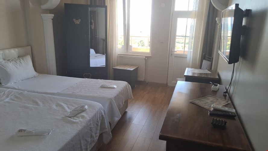 Deluxe Oda (3 Kişilik)