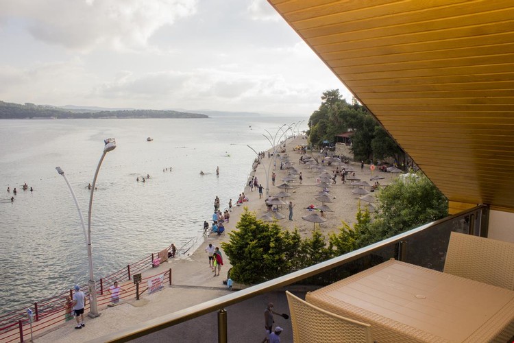 Family Room, Sea View