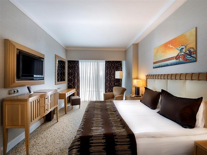 Standard Room (4 Person)