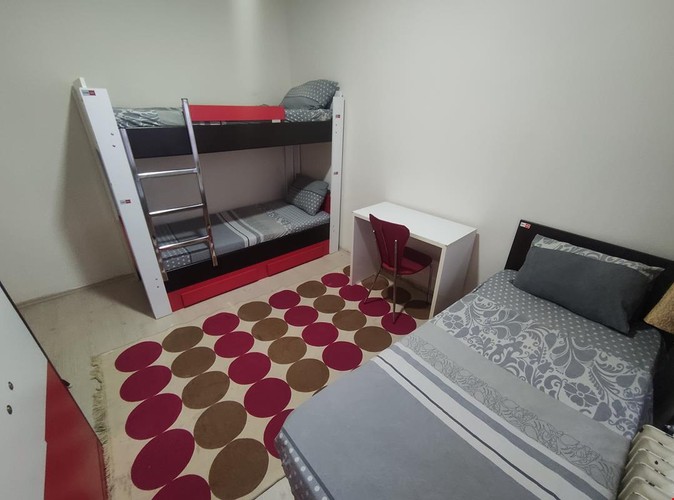 Standart Oda (Kadınlar İçin, 3 Kişilik)