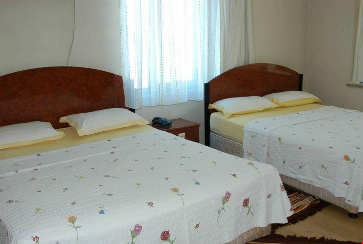 Standard Room (3 Person)