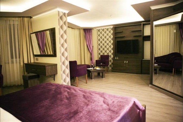 Suite Room