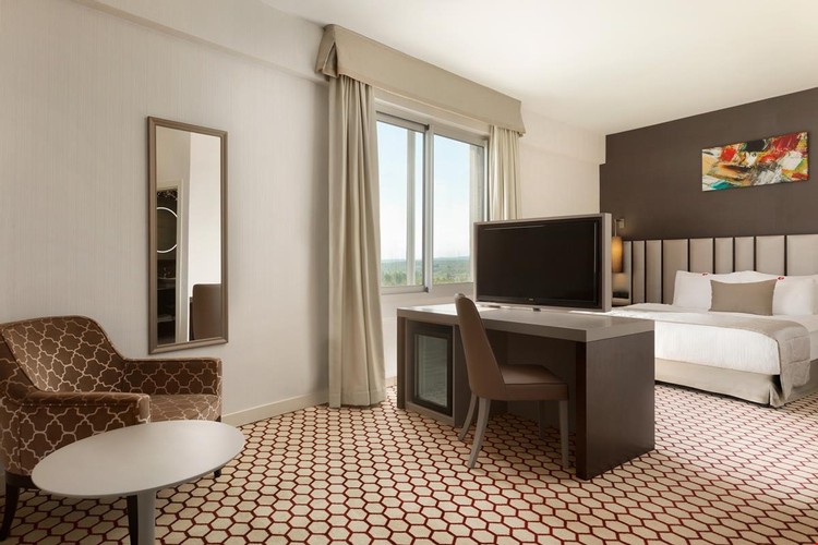 Junior Suite Room