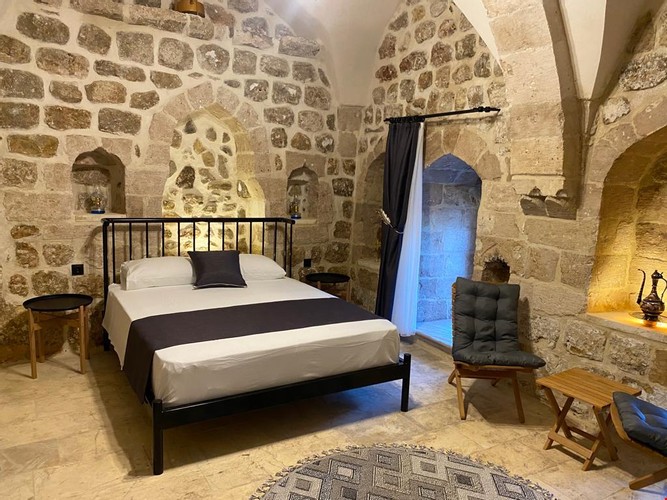 Suit Oda, Bahçe Manzaralı