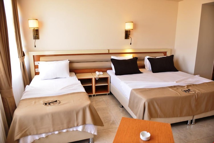 Standard Room (3 Person)