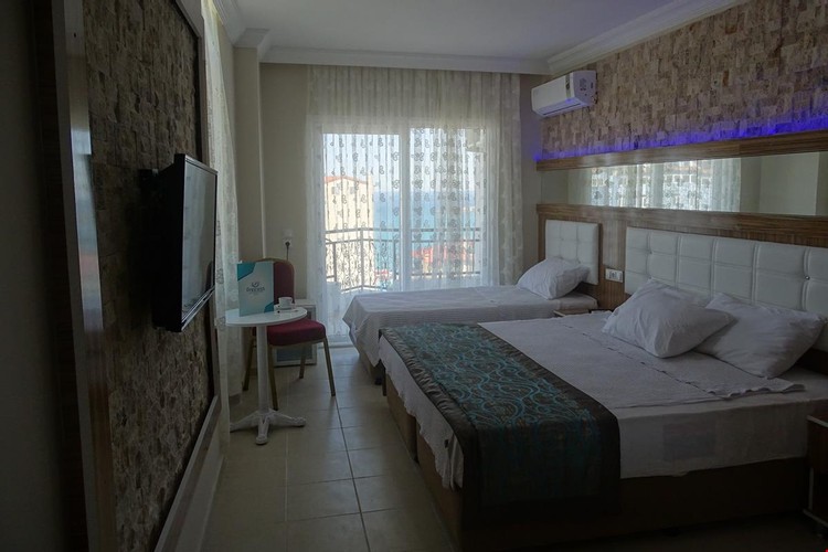 Standard Room (3 Person)