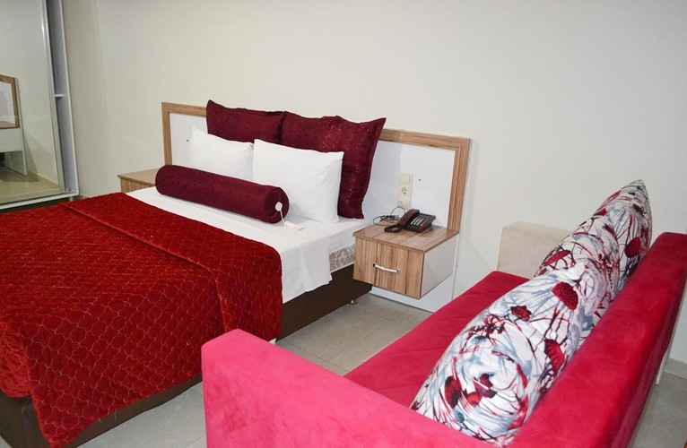 Aile Suit Odası (4 Kişilik)