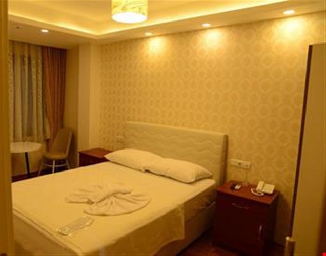 Standard Room (1 Person)