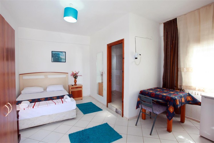 Teras Oda (Teraslı)