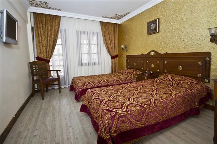 Standart Oda, Kara Manzaralı