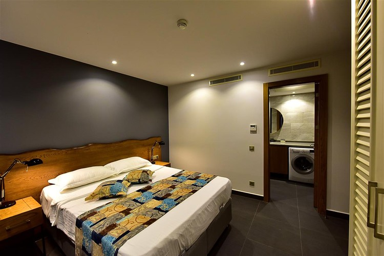 Studio Oda, Bahçe Manzaralı