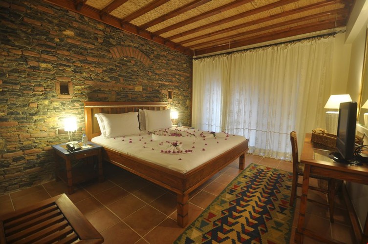 Suit Oda, Bahçe Manzaralı