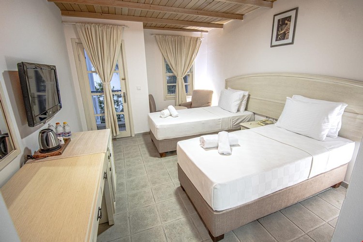 Standard Room, Garden View