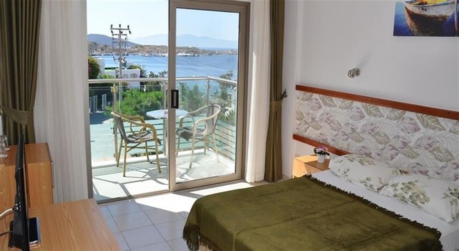 Standart Oda, Deniz Manzaralı (Balkonlu)