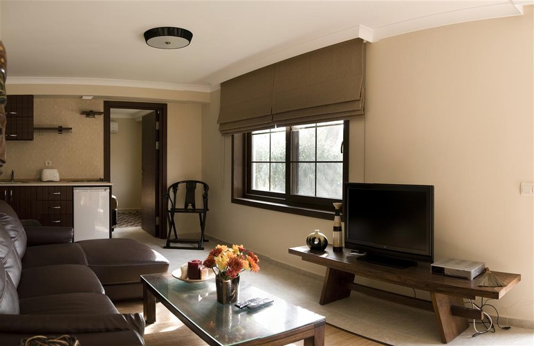 Comfort Suit Oda, Bahçe Manzaralı