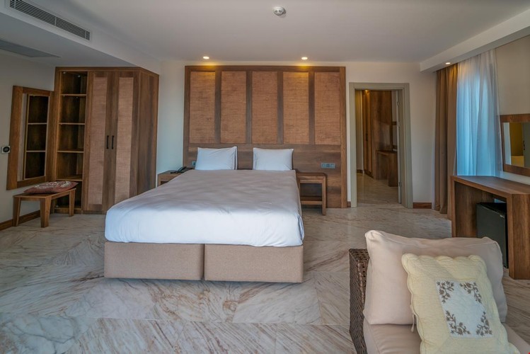 Teras Suit Oda (Teraslı)