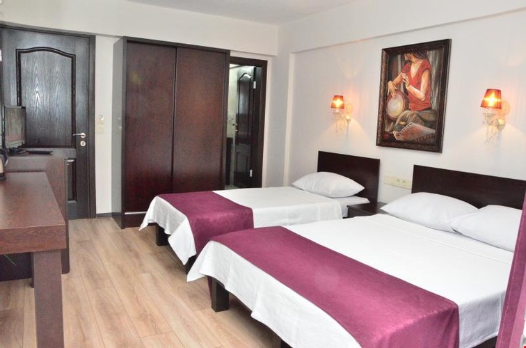 Aile Odası (Balkonlu)