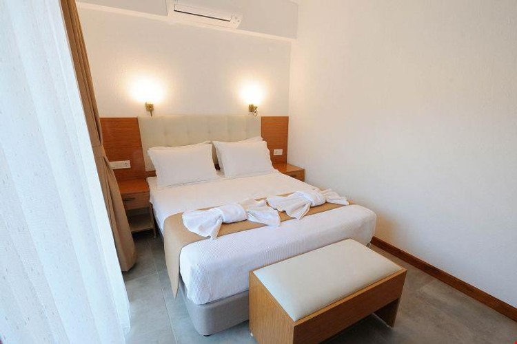 Standart Oda, Bahçe Manzaralı