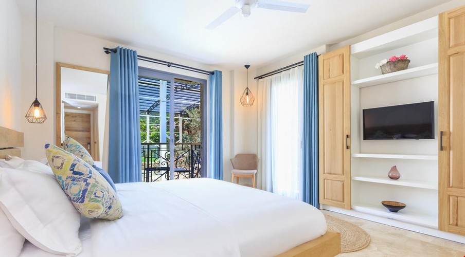 Standard Room (Balcony)