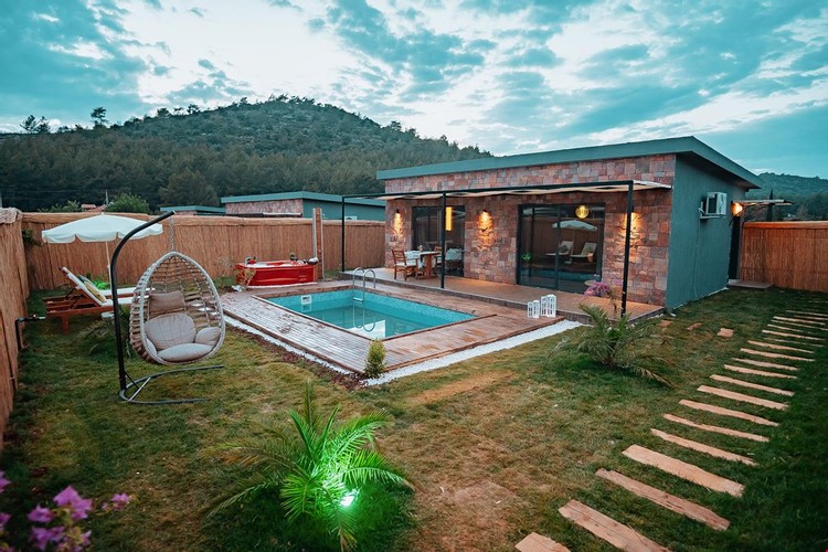 Honeymoon Villa Suite Room