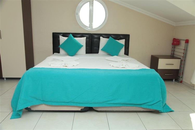 Teras Oda (Teraslı)