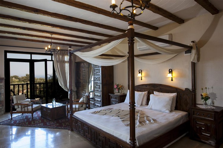 Deluxe Luxury Room (Jacuzzi)