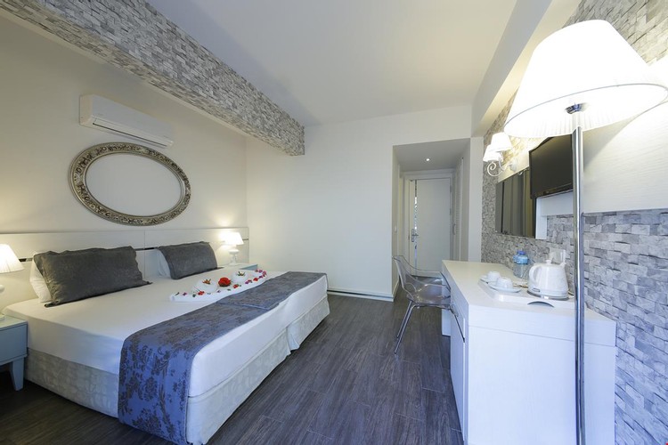 Superior Oda, Dağ Manzaralı