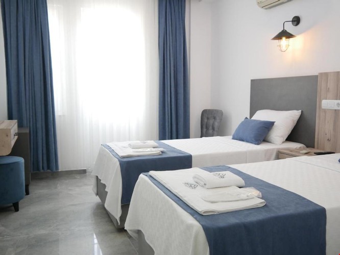 Single Room (1 Person)