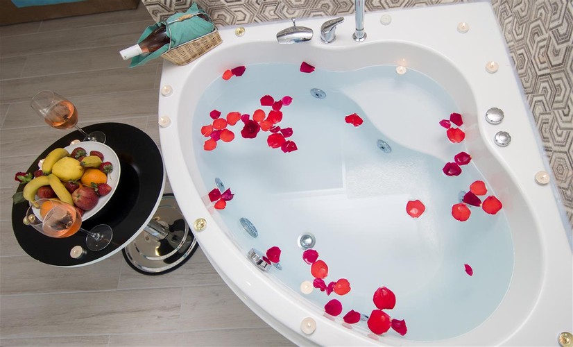 Balayı Odası (Jakuzi)