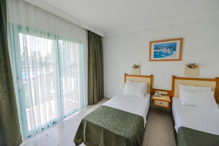 Standard Room (Balcony)