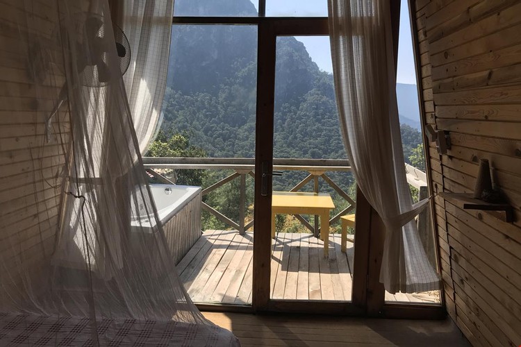 Deluxe Bungalow Room