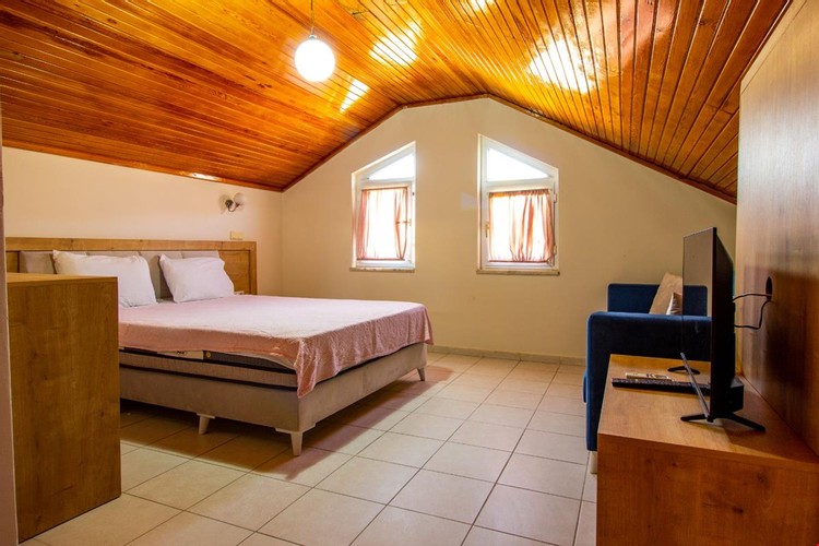 Apart Roof 1+1 Apartment Penthouse Room