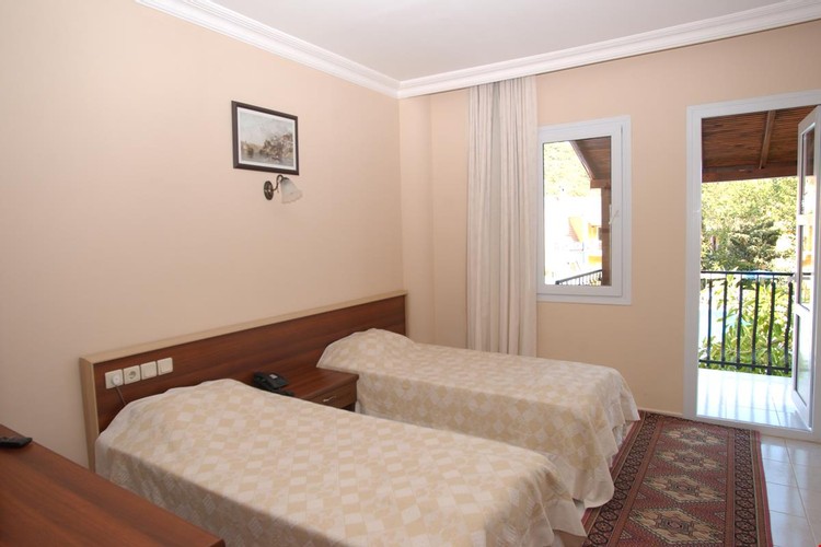 İki Ayrı Yataklı Oda