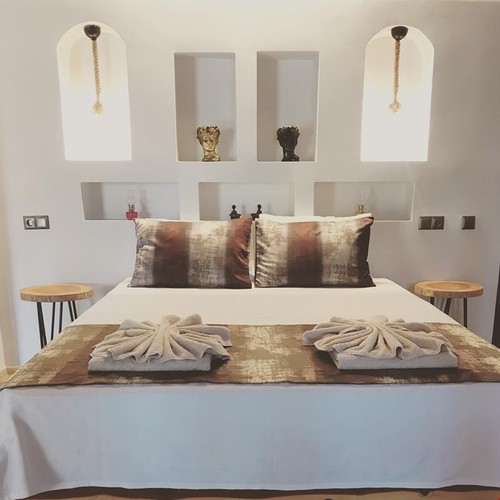 Honeymoon Suite Room