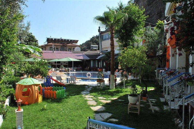 Standard Room, Pool View