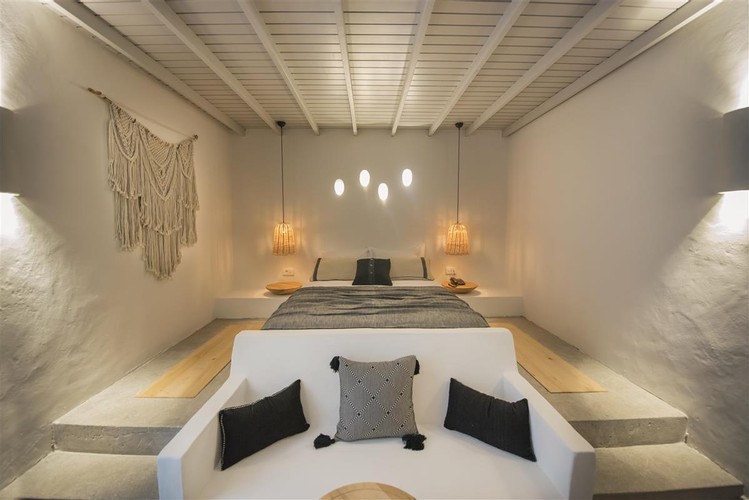 Classic Room, Land View