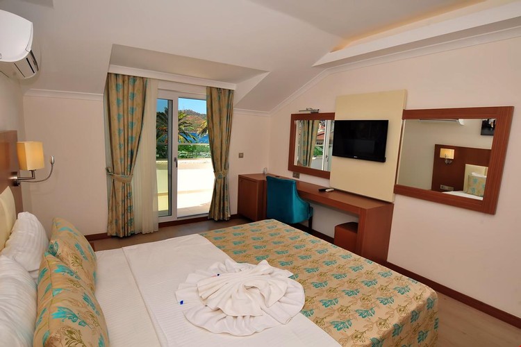 Superior Teras Oda (Teraslı)