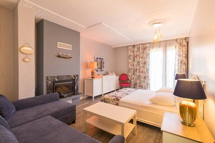 Zeytin Oda, Deniz Manzaralı